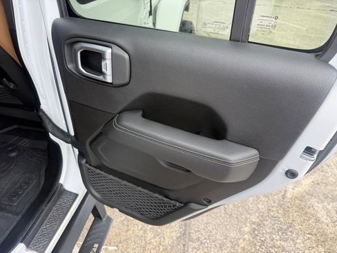 Used 2020 Jeep Wrangler Unlimited Rubicon AWD/4WD image 41