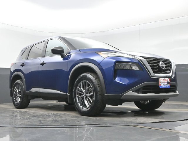 Used 2023 Nissan Rogue S AWD/4WD image 27