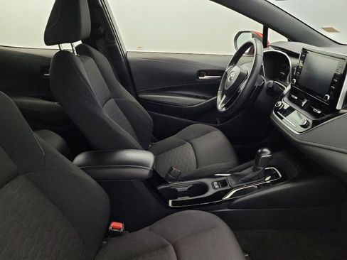 Used 2021 Toyota Corolla SE w/ SE Preferred Package FWD image 21