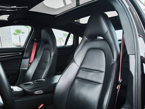 Used 2020 Porsche Panamera 4 AWD/4WD image 3