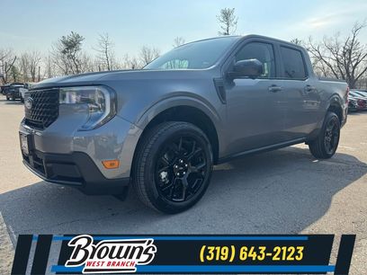 New 2026 Ford Maverick Lariat w/ Black Appearance Package