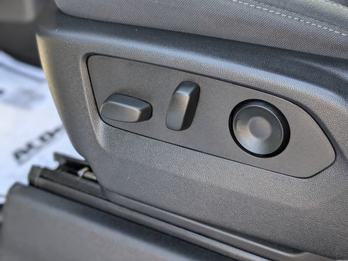 Certified 2022 Chevrolet Silverado 1500 Custom w/ LPO, Dark Essentials Package image 27