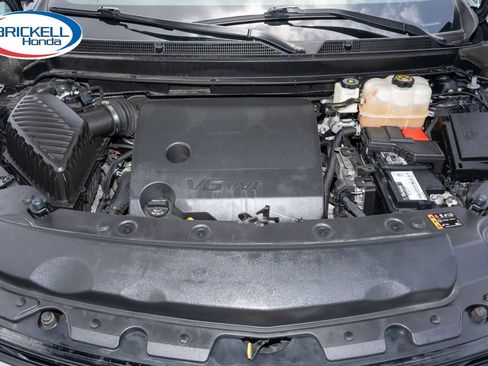 Used 2024 Buick Enclave Essence w/ Technology Package FWD image 38