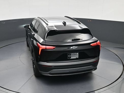 Used 2025 Chevrolet Blazer EV LT AWD/4WD image 30
