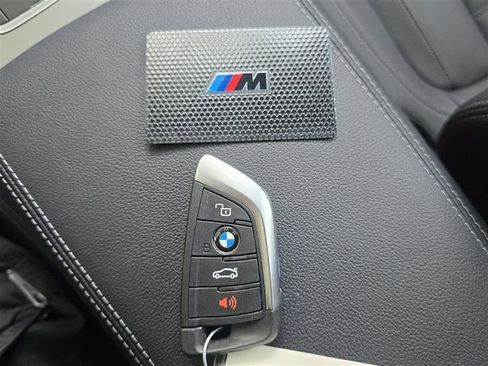 Used 2025 BMW M240i Coupe w/ Premium Package image 17