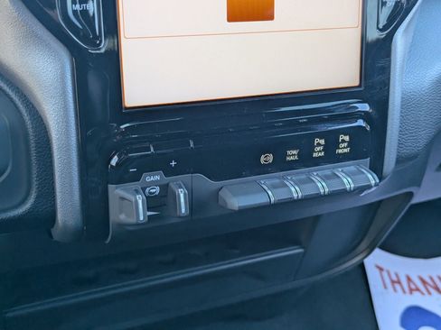 Used 2025 RAM 3500 Big Horn image 25