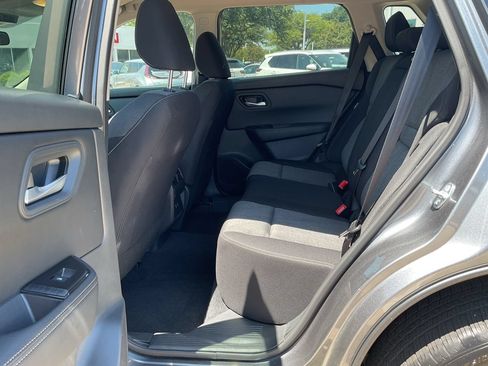 Used 2026 Nissan Rogue SV FWD image 13