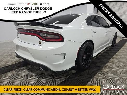 Used 2023 Dodge Charger Scat Pack w/ Plus Group RWD image 4