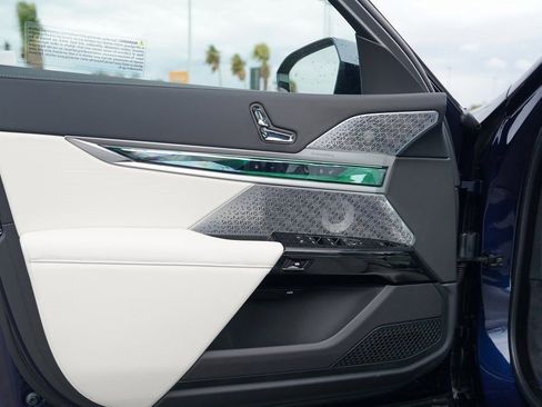 New 2026 BMW 750e xDrive 750e xDrive image 34