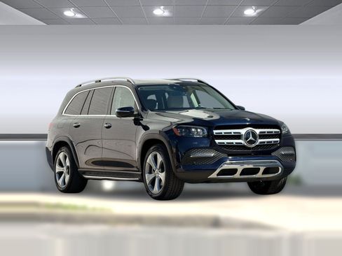 Used 2022 Mercedes-Benz GLS 450 4MATIC image 7