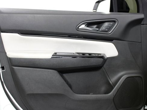 Used 2024 Honda Prologue Touring image 30