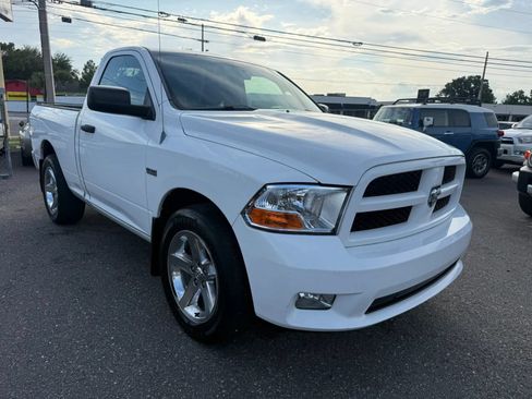 Used 2012 RAM 1500 Express RWD image 3