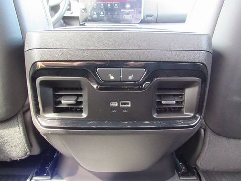 Used 2024 GMC Sierra 1500 AT4X w/ AT4X AEV Edition image 29