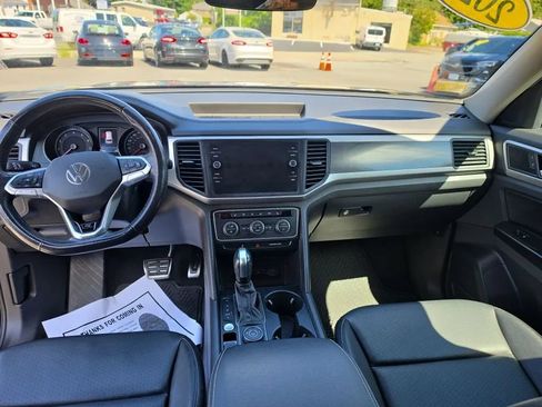 Used 2021 Volkswagen Atlas SE w/ Towing Package AWD/4WD image 17