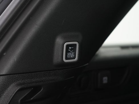 Used 2024 Jeep Grand Cherokee Limited 4xe AWD/4WD image 17