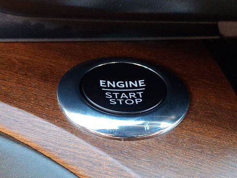 Certified 2023 Ford Explorer King Ranch AWD/4WD image 26
