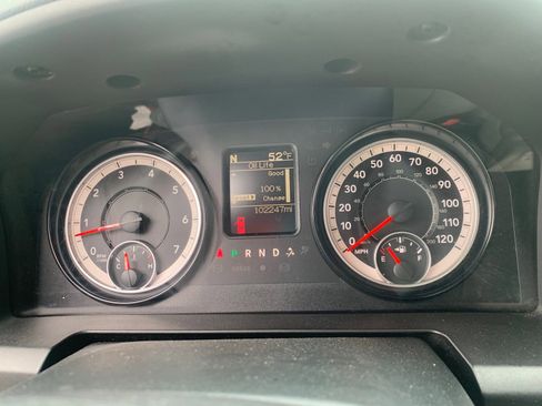 Used 2017 RAM 1500 Express w/ Express Value Package RWD image 10