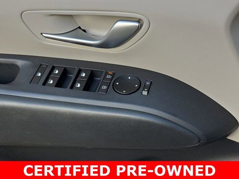 Used 2025 Hyundai Tucson SE image 29