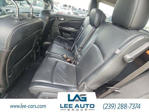 Used 2017 Dodge Journey Crossroad FWD image 7