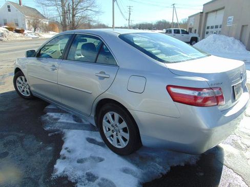 Used 2009 Toyota Camry XLE image 9