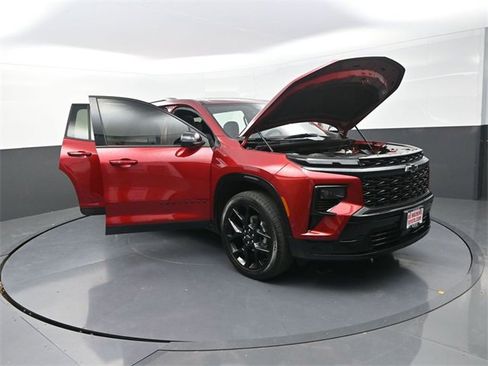 Used 2024 Chevrolet Traverse RS image 35