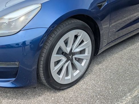 Used 2023 Tesla Model 3 Standard Range RWD image 6