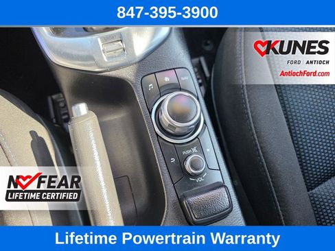 Used 2019 Toyota Yaris LE image 45