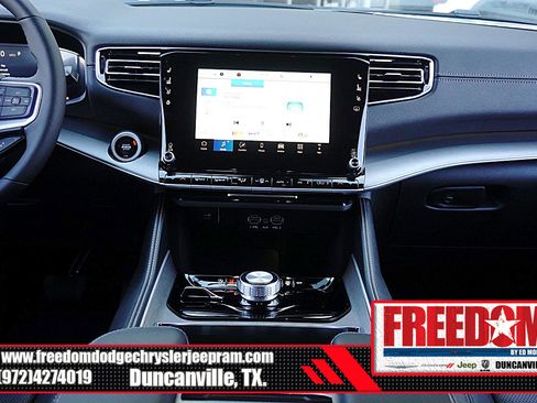 New 2025 Jeep Wagoneer L Series II image 20