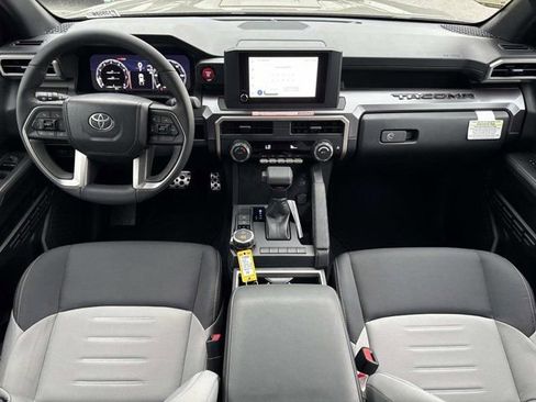 Certified 2025 Toyota Tacoma TRD Sport image 19