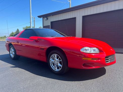 Used 2002 Chevrolet Camaro Z28 w/ Preferred Equipment Group 2 RWD image 2