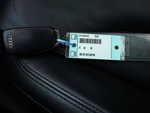 Used 2010 Audi R8 V10 image 36