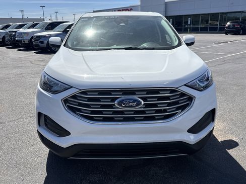 Used 2024 Ford Edge SEL image 8
