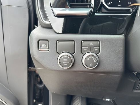 New 2026 GMC Sierra 1500 SLE w/ Preferred Package RWD image 33