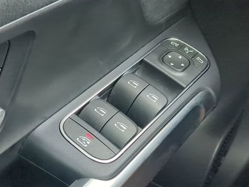 Certified 2024 Mercedes-Benz EQB 300 4MATIC image 11