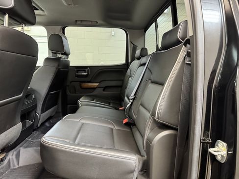 Used 2019 Chevrolet Silverado 2500 High Country w/ Duramax Plus Package image 17