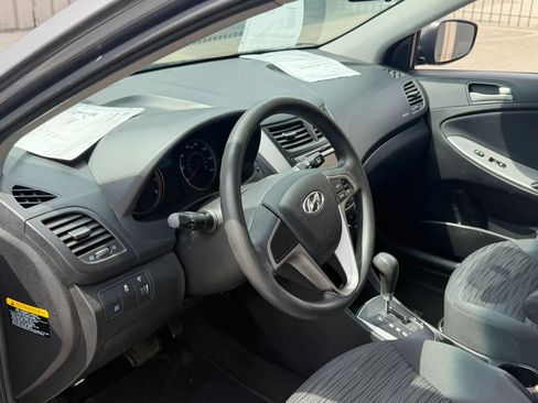 Used 2015 Hyundai Accent GS FWD image 13