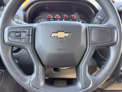 Used 2025 Chevrolet Silverado 2500 Custom w/ Custom Value Package AWD/4WD image 9