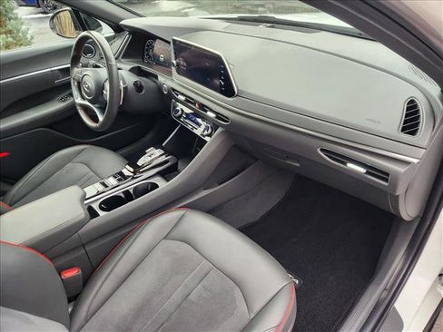 Used 2022 Hyundai Sonata SEL Plus w/ Cargo Package image 13
