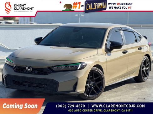 Used 2025 Honda Civic Sport image 1