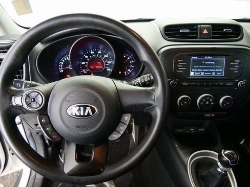 Used 2017 Kia Soul image 13