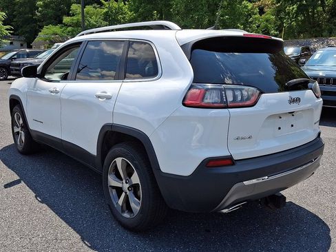 Used 2019 Jeep Cherokee Limited AWD/4WD image 8