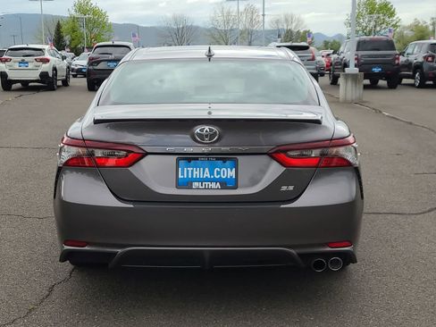 Used 2023 Toyota Camry SE w/ Cold Weather Package image 13