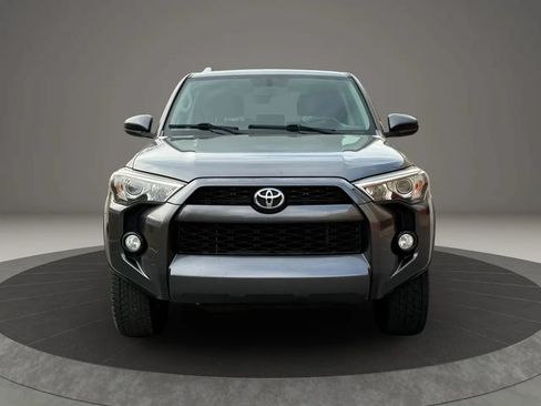 Used 2015 Toyota 4Runner SR5 RWD image 2