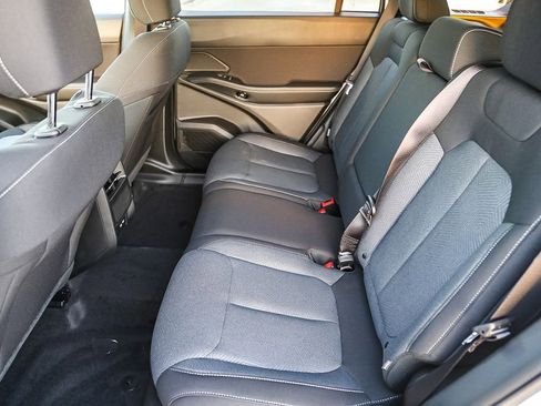 New 2026 Jeep Cherokee Laredo AWD/4WD image 15