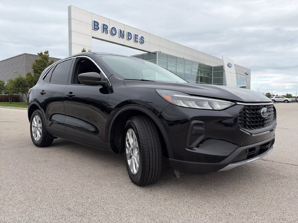 Used 2024 Ford Escape Active w/ Tech Pack #1 FWD 360° Tour