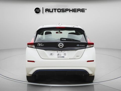 Used 2018 Nissan Leaf SV image 8
