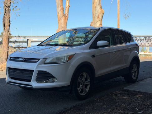 Used 2014 Ford Escape SE FWD image 31