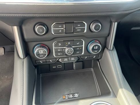 Used 2023 Chevrolet Tahoe LT w/ Luxury Package AWD/4WD image 25