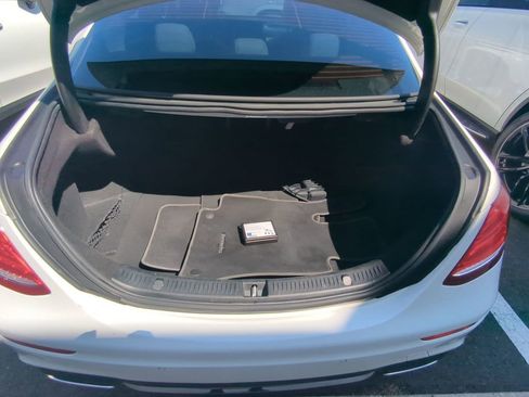 Used 2019 Mercedes-Benz E 300 image 25