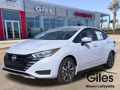 New 2025 Nissan Versa SV w/ Trunk Package